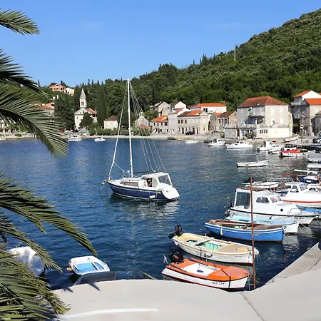 By The Sea Racisce, Korcula - 3095